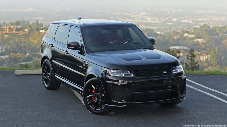 Рендж Ровер спорт SVR 2022