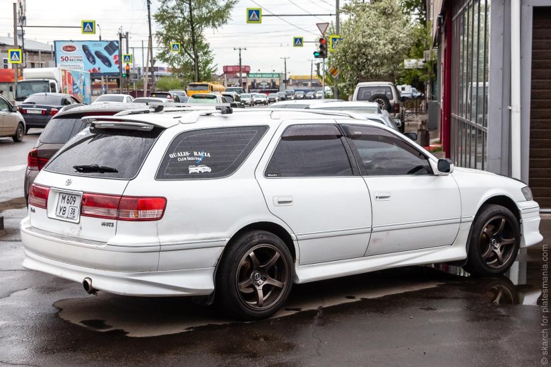 Тойота Марк 2 Qualis