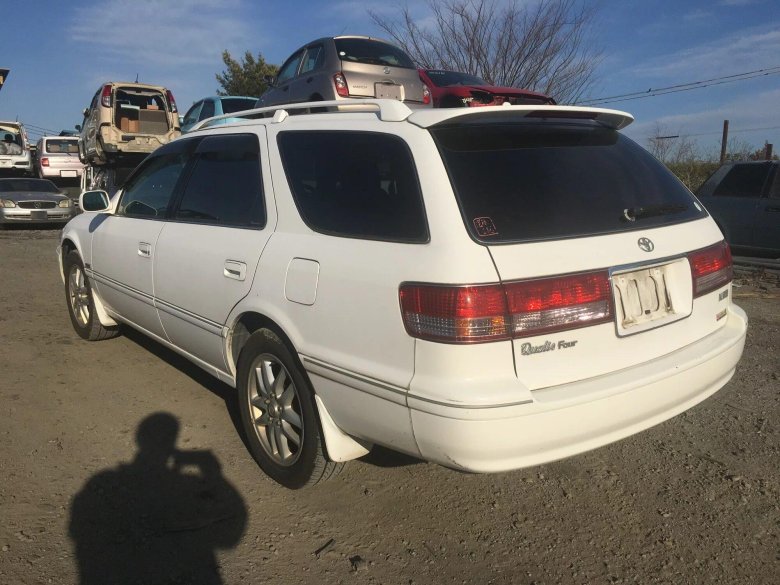 Тойота Марк 2 Wagon Qualis