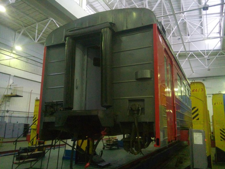 Кузов пассажирского вагона