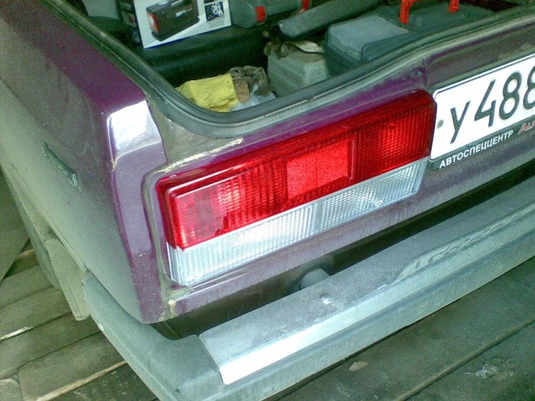 Белые задние фары на ВАЗ 2107