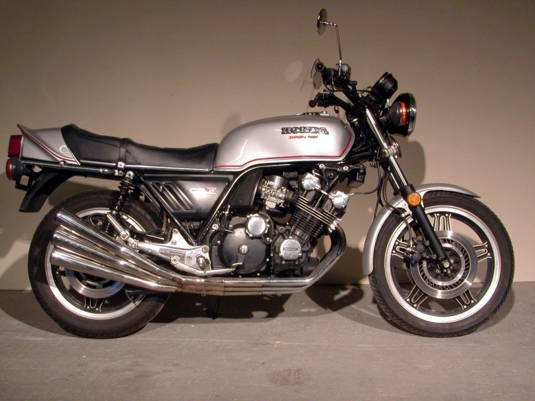Yamaha CBX-d5