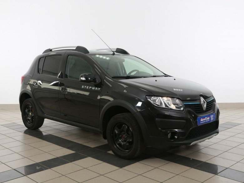 Сандеро черный