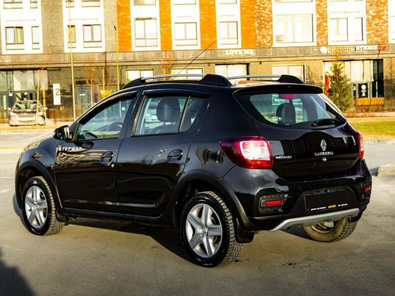 Рено Сандеро степвей