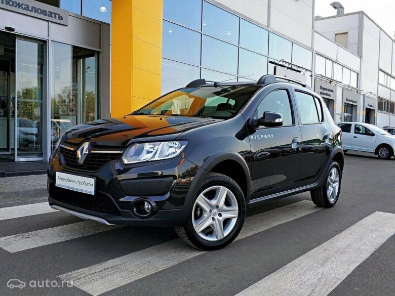 Рено Сандеро степвей 2015 черный