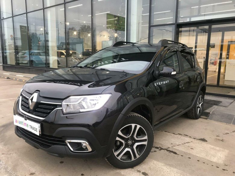 Рено Сандеро степвей 2021 черный