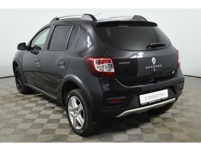 Рено Сандеро черный