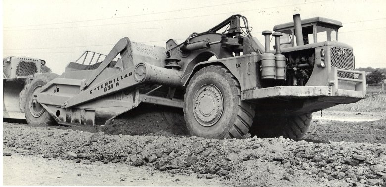 Скрепер Катерпиллер