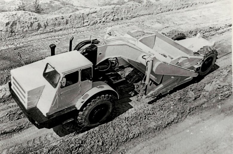 ДЗ 32 скрепер