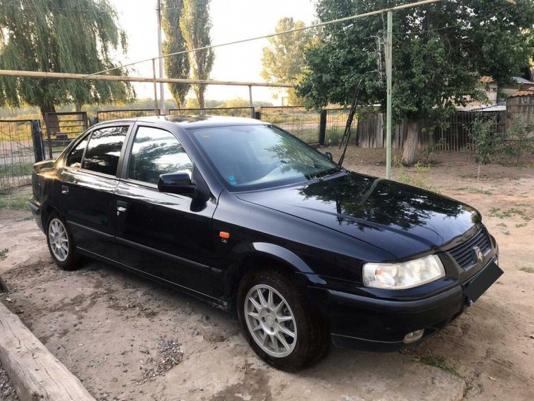 Машина Иран Ходро Саманд