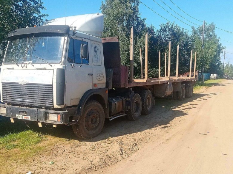 МАЗ высокая крыша 64220