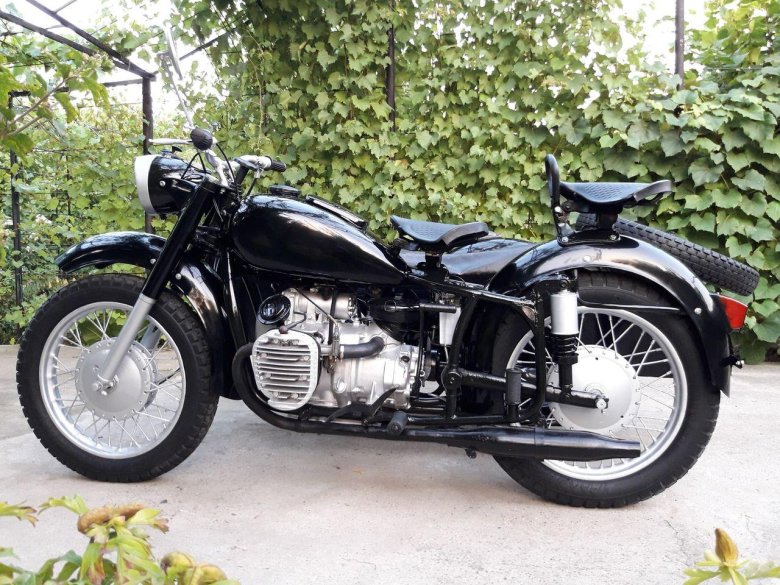 Мотоцикл Днепр к 650