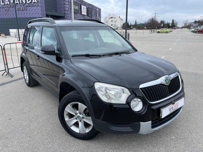 Внутри автомобиля