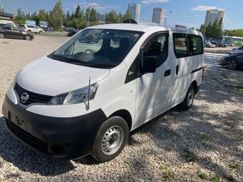 Ниссан нв 200 Ванетте