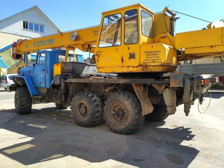 Кран автомобильный Урал КС-35714
