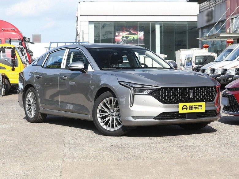 FAW Bestune b70 серая