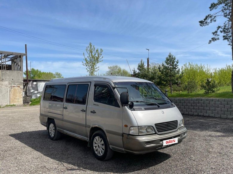 Toyota hiace h100