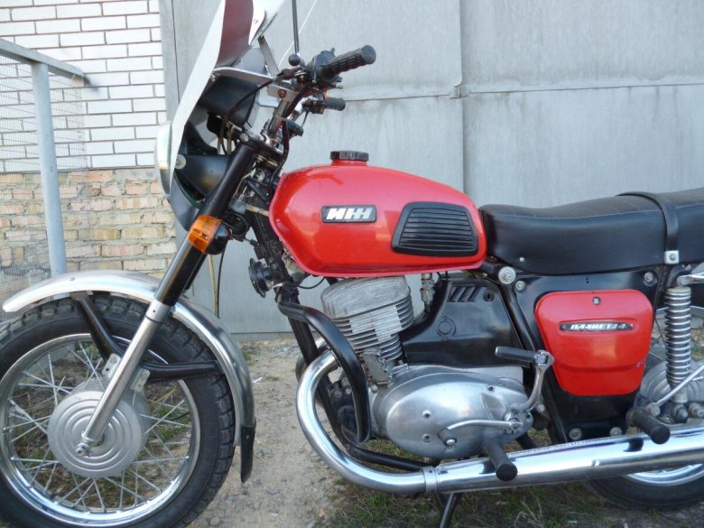 Мотоцикл ИЖ Планета 4