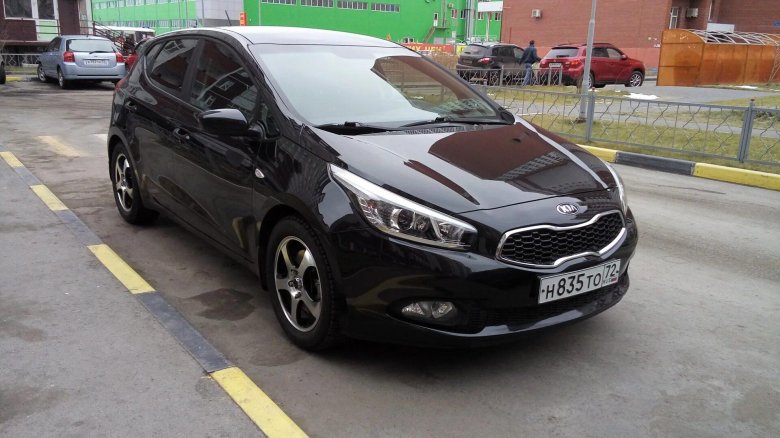Kia Ceed черный