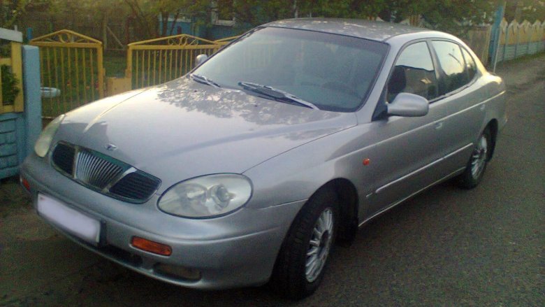 Дэу Леганза 2.2