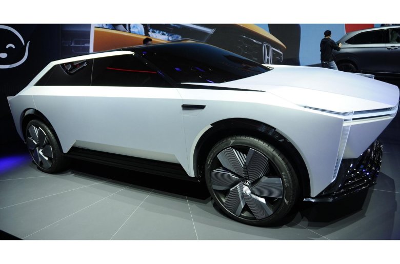Honda e:ns1 электромобиль