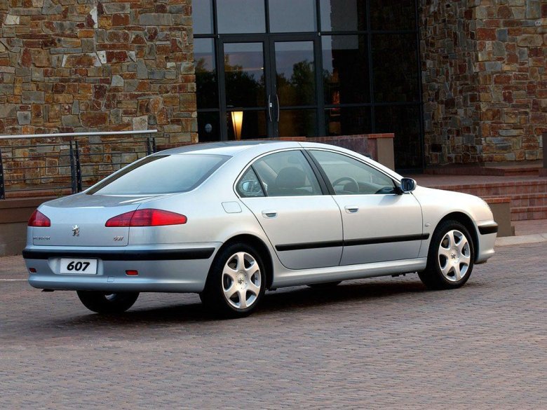 Peugeot 607 2000