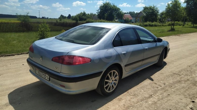Peugeot 607 2001