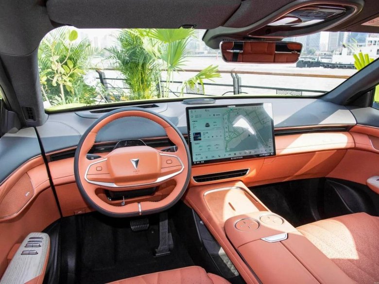 Автомобиль