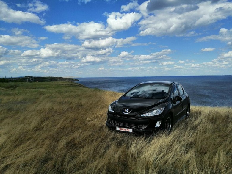 Пежо 308 черный