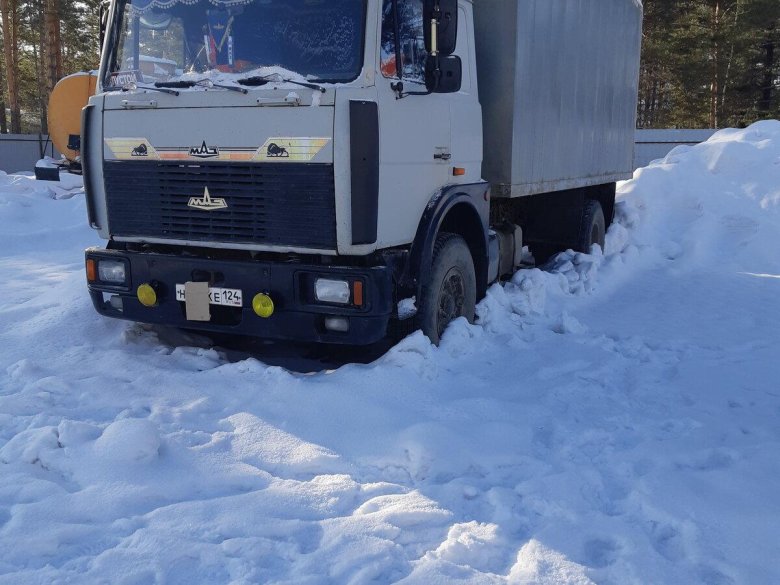 Грузовики 2003 года