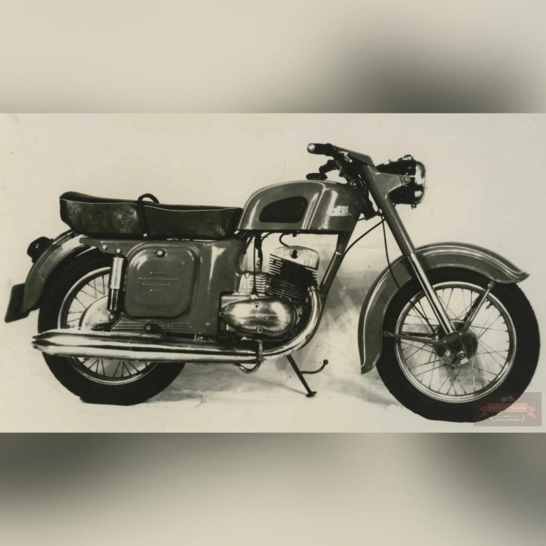 Мотоцикл ковровец к 175