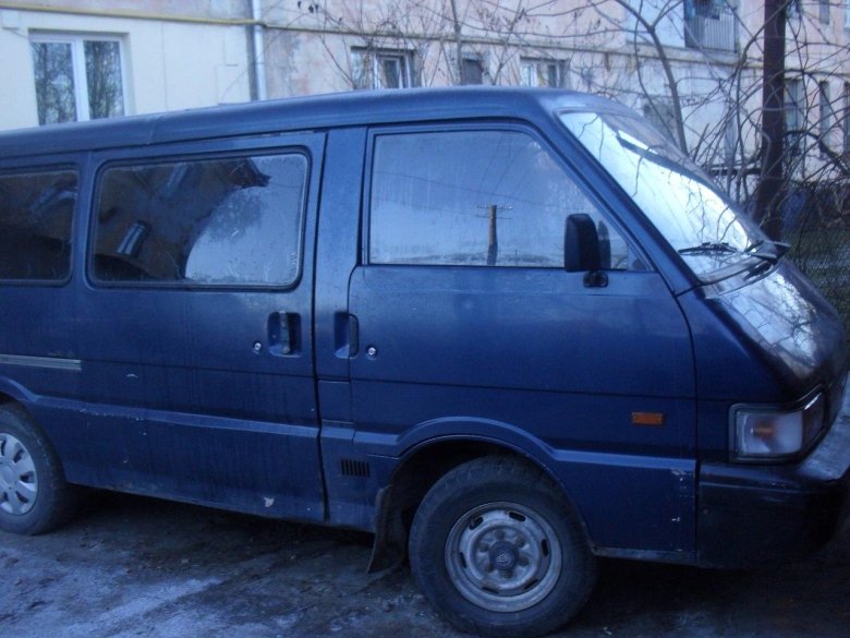 Kia Besta багажник