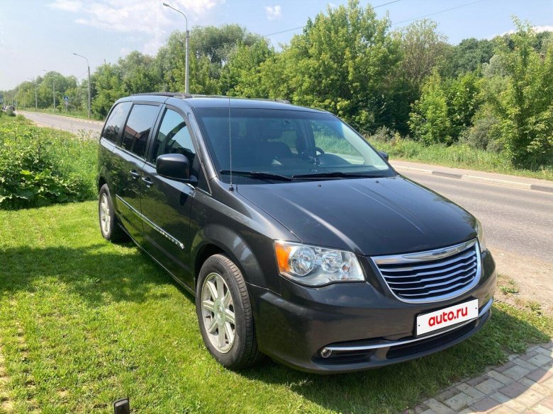 Chrysler town &amp; country v
