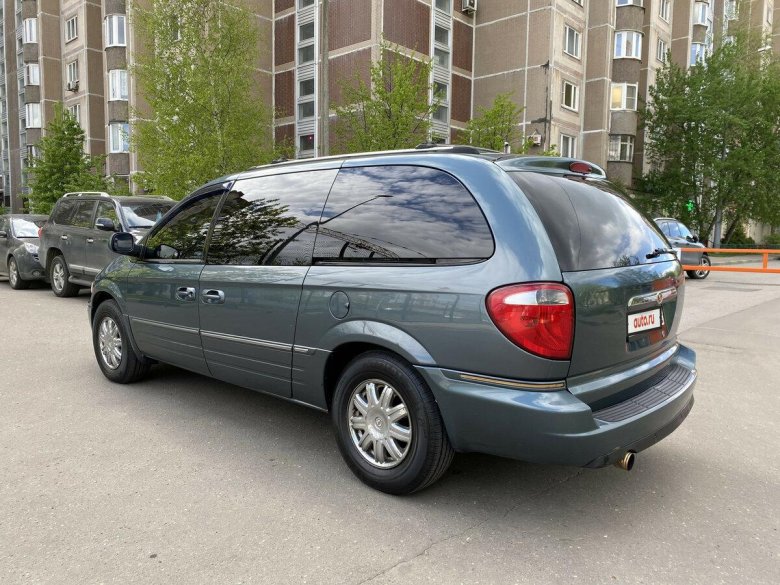 Chrysler town &amp; country iv