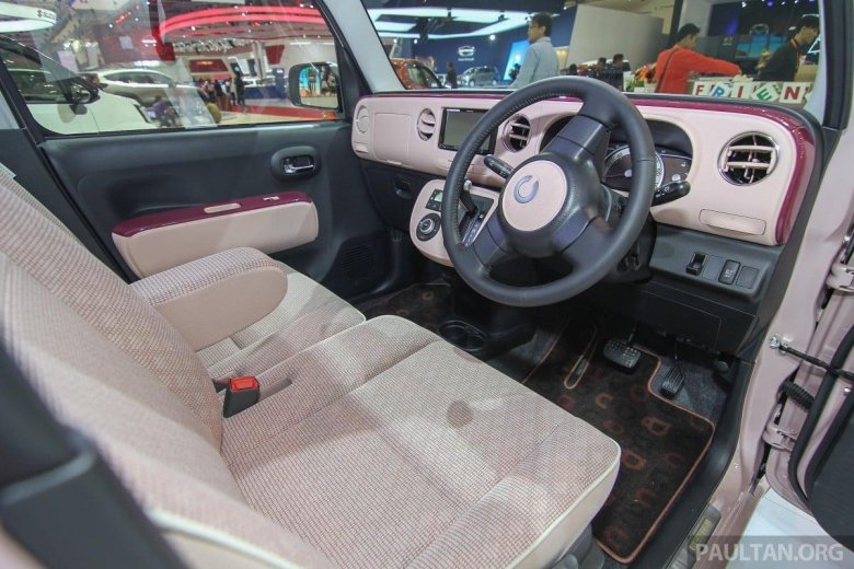 Daihatsu Mira Tocot 2018 Interior