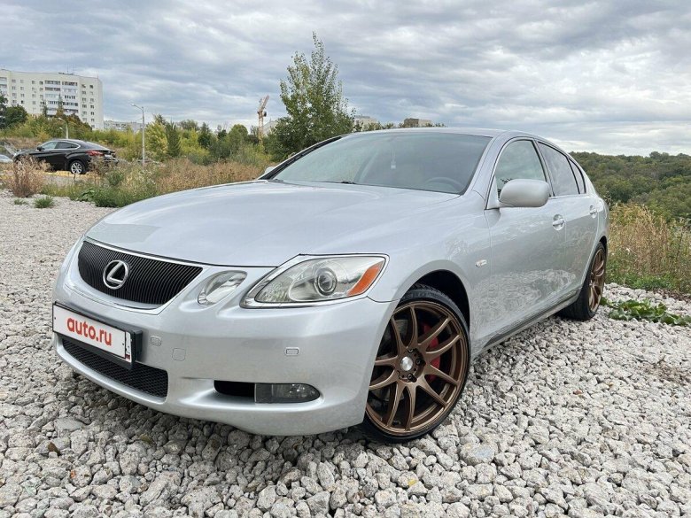 Лексус gs300 2005