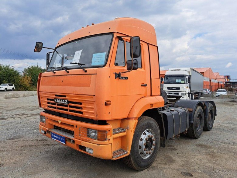 Седельный тягач камаз