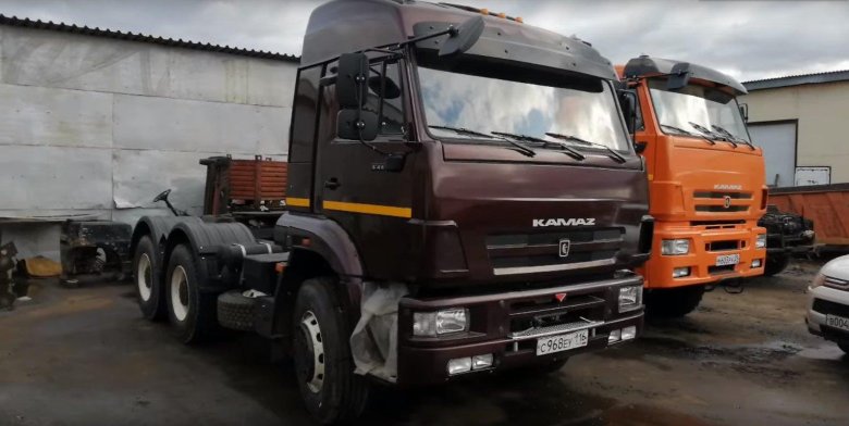 КАМАЗ тягач 6460