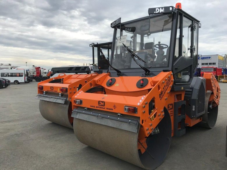 Каток оранжевый