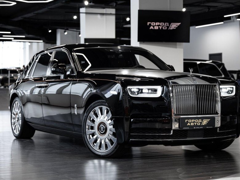 Rolls-royce phantom vii