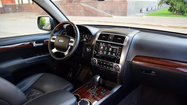 Киа Мохаве 2011 салон