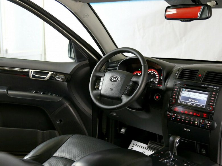 Киа Мохаве 2011 года