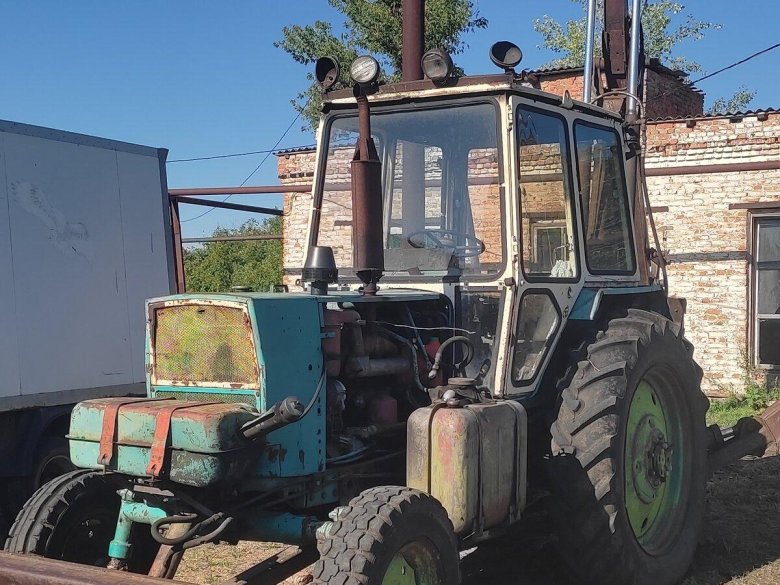 Трактор юмз 6