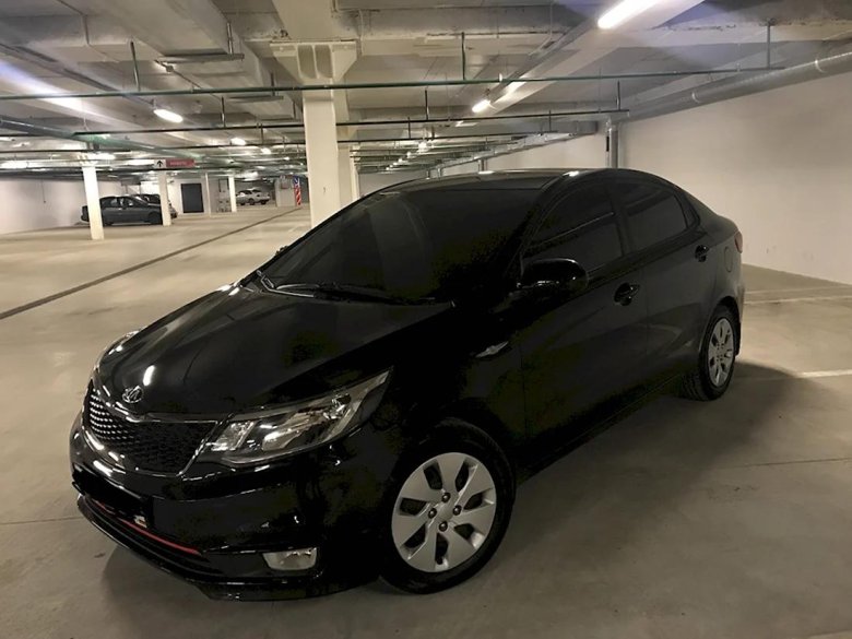 Kia Rio 3 черная