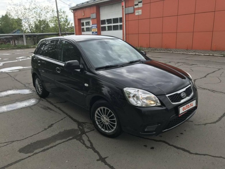 Киа Рио хэтчбек 2009 черный