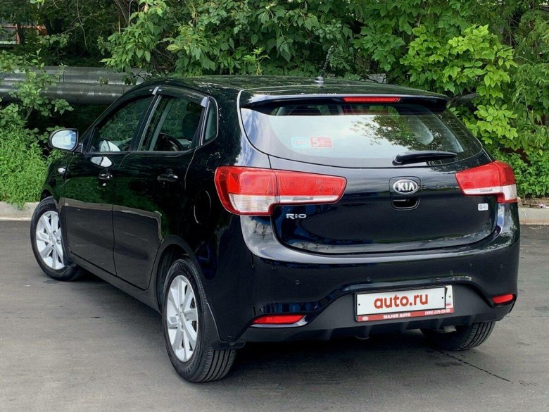 Kia Rio 2016 хэтчбек