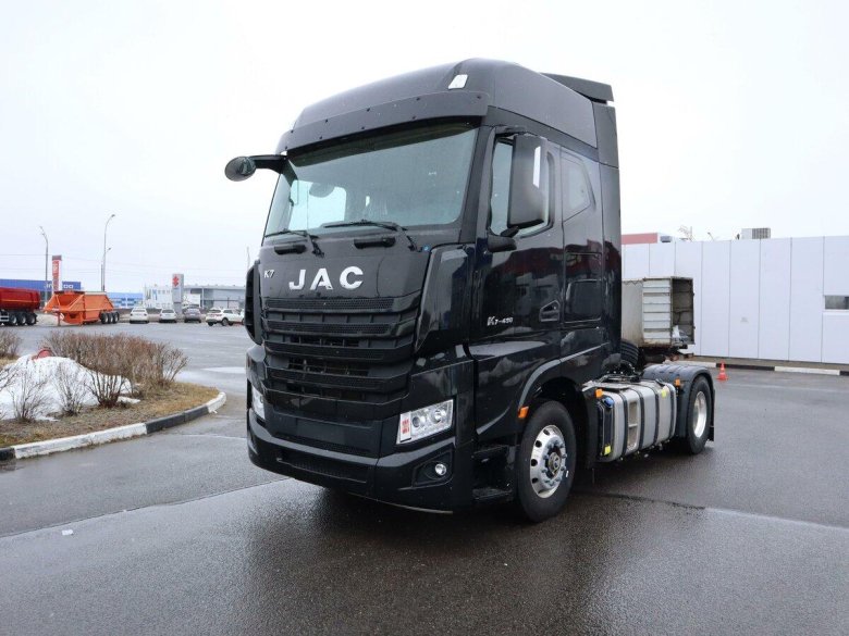 Jac k 7 седельный тягач