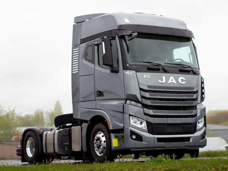 Тягач JAC k7