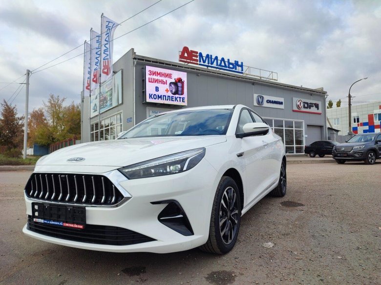 JAC j7 (Binyue) 2021