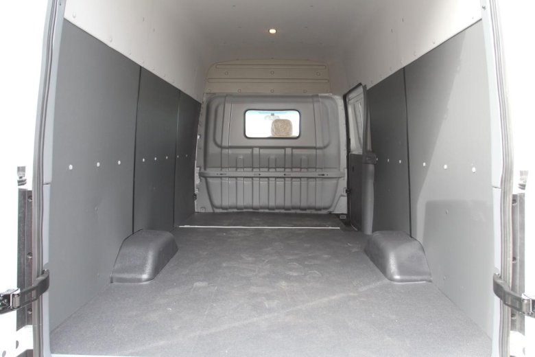 Соллерс Атлант Грузопассажирский